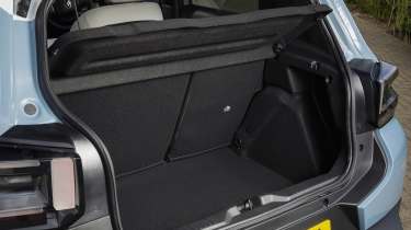 Citroen C3 UK 2025 - boot 